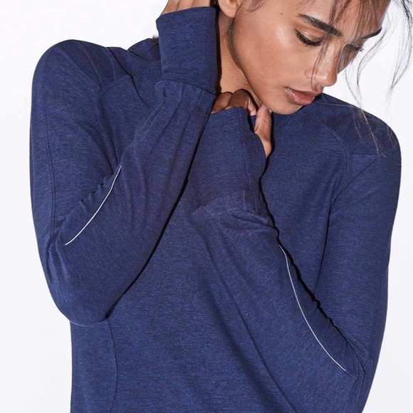 Lululemon Extra Mile Long Sleeve - Picture 2 of 5